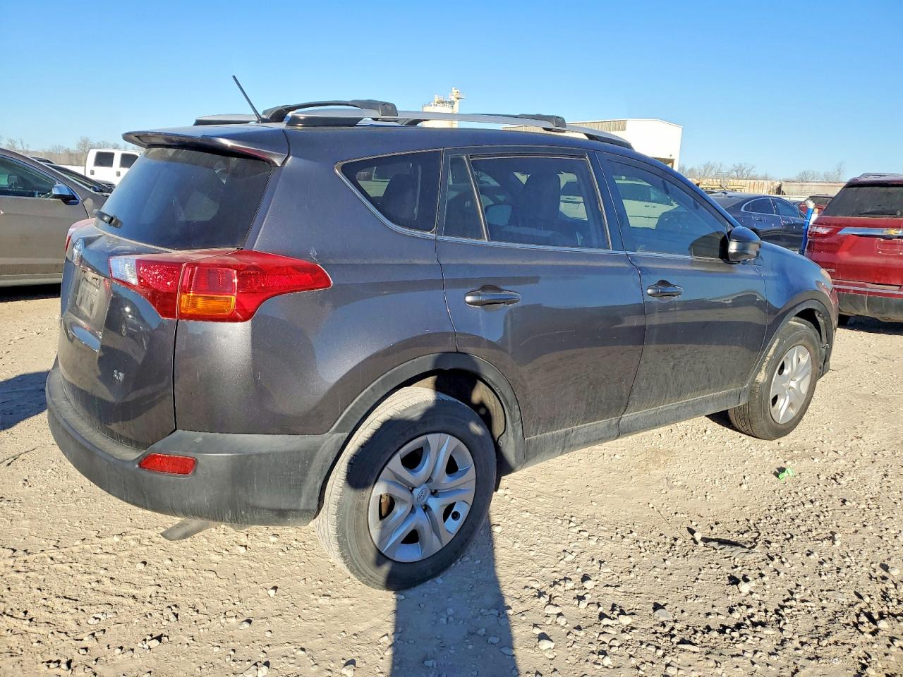 2014 TOYOTA RAV4 LE photo 3