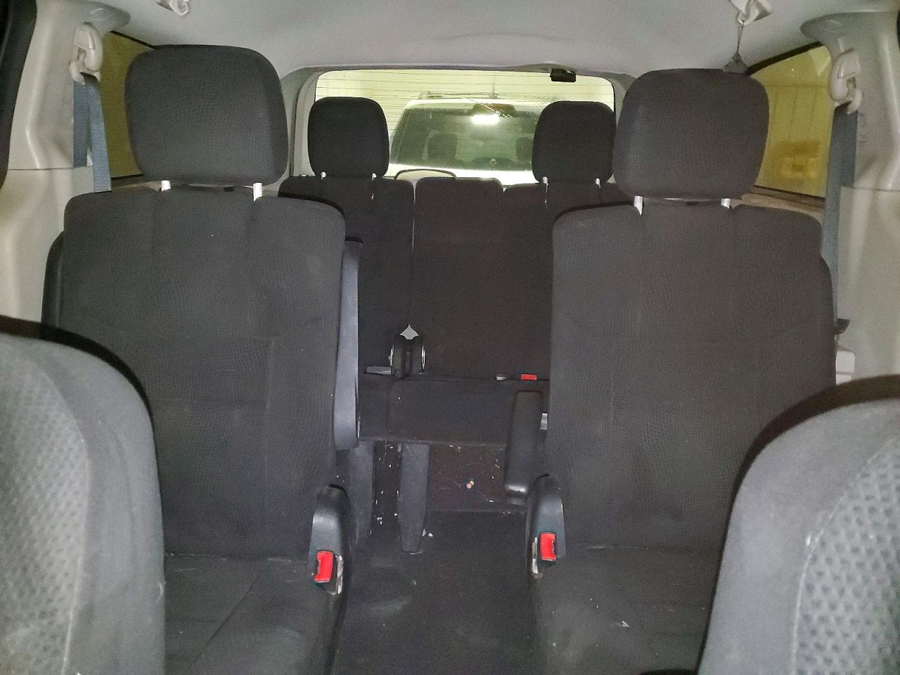 2013 DODGE GRAND CARAVAN SE photo 10