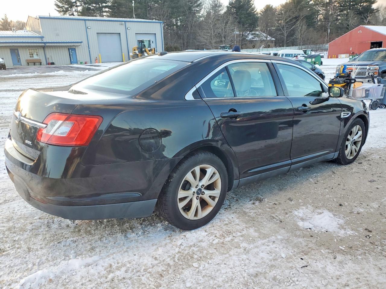 2011 FORD TAURUS SEL photo 3