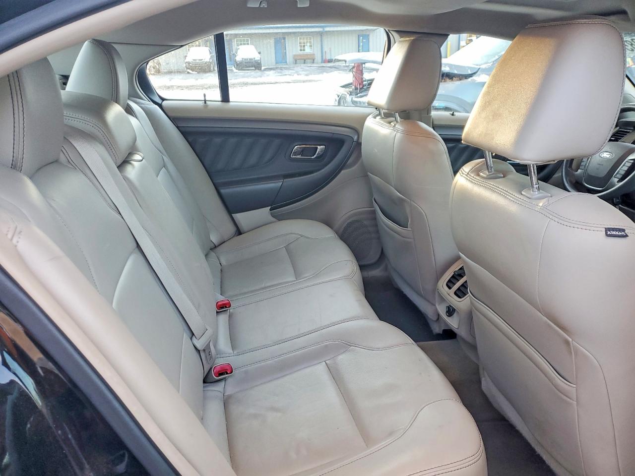 2011 FORD TAURUS SEL photo 10