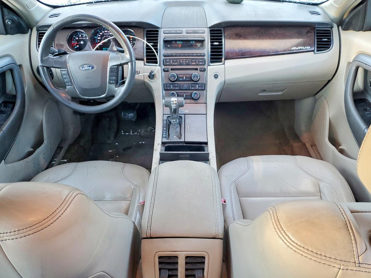 2011 FORD TAURUS SEL photo 8