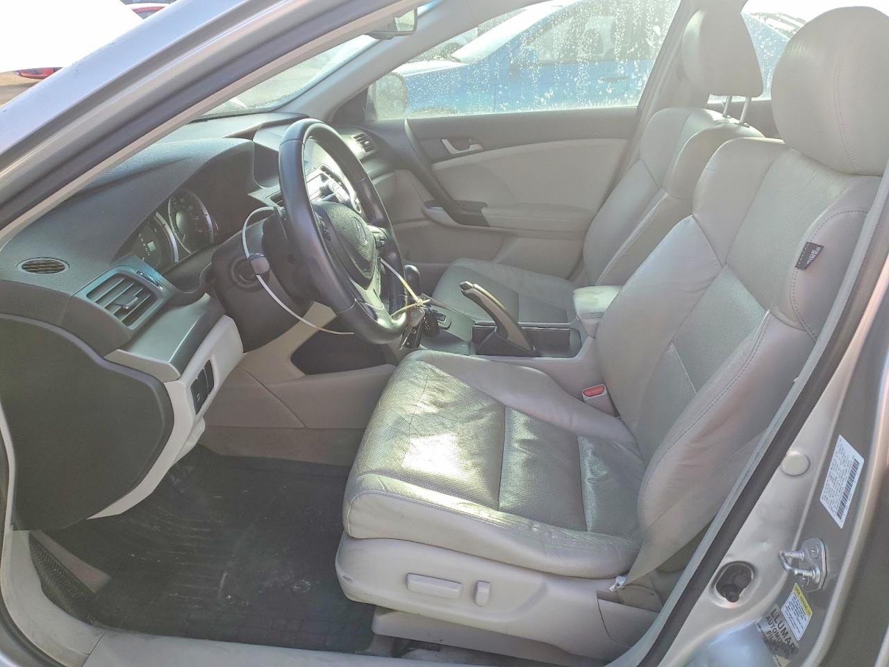 2010 ACURA TSX photo 7