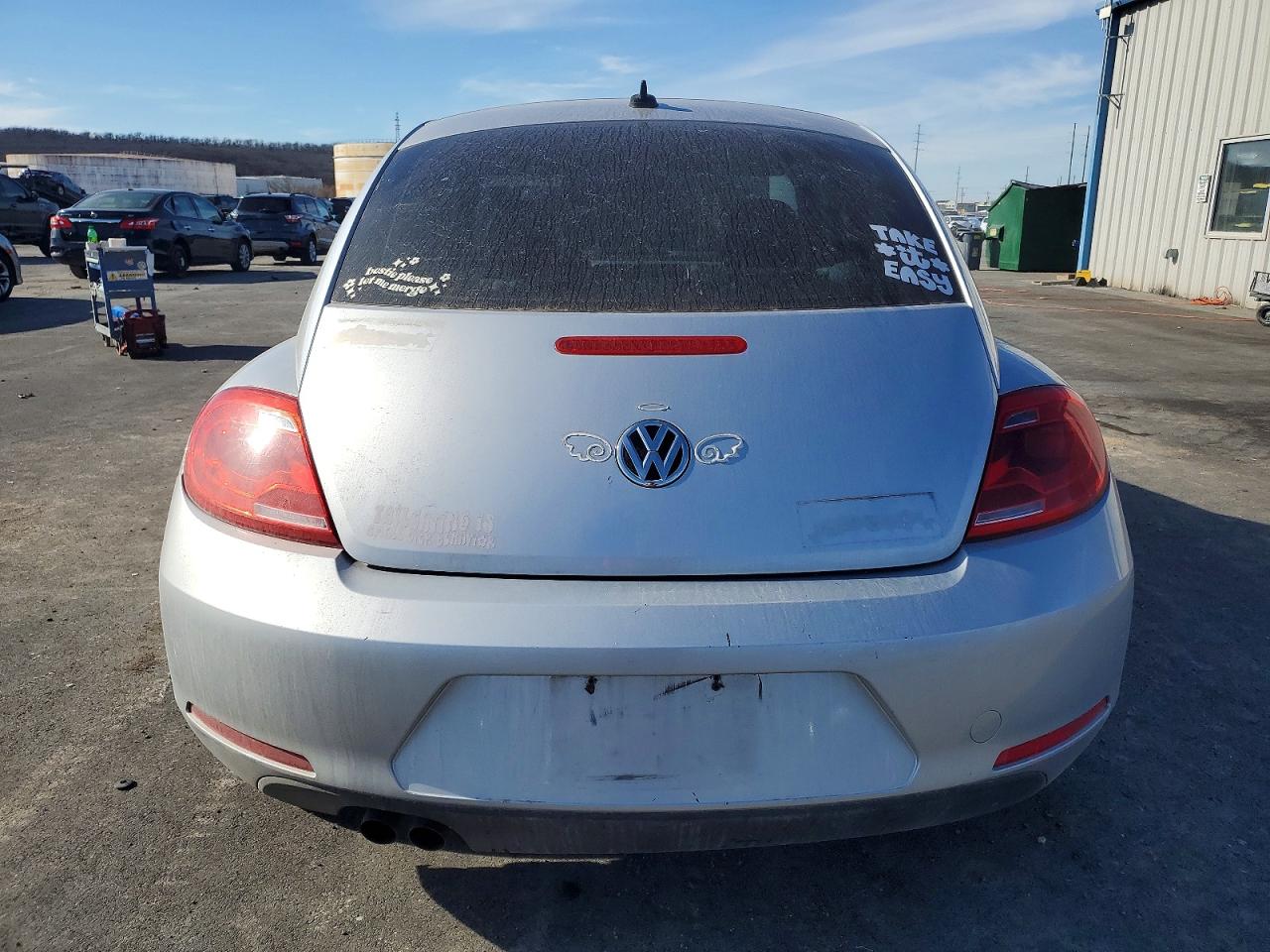 2015 VOLKSWAGEN BEETLE 1.8T photo 6