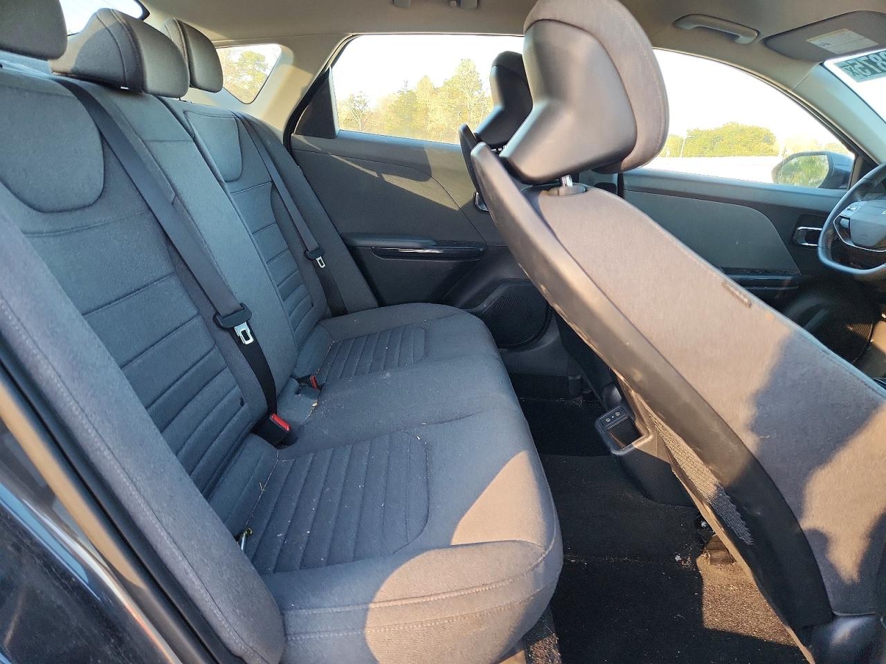 2025 KIA K4 EX photo 10