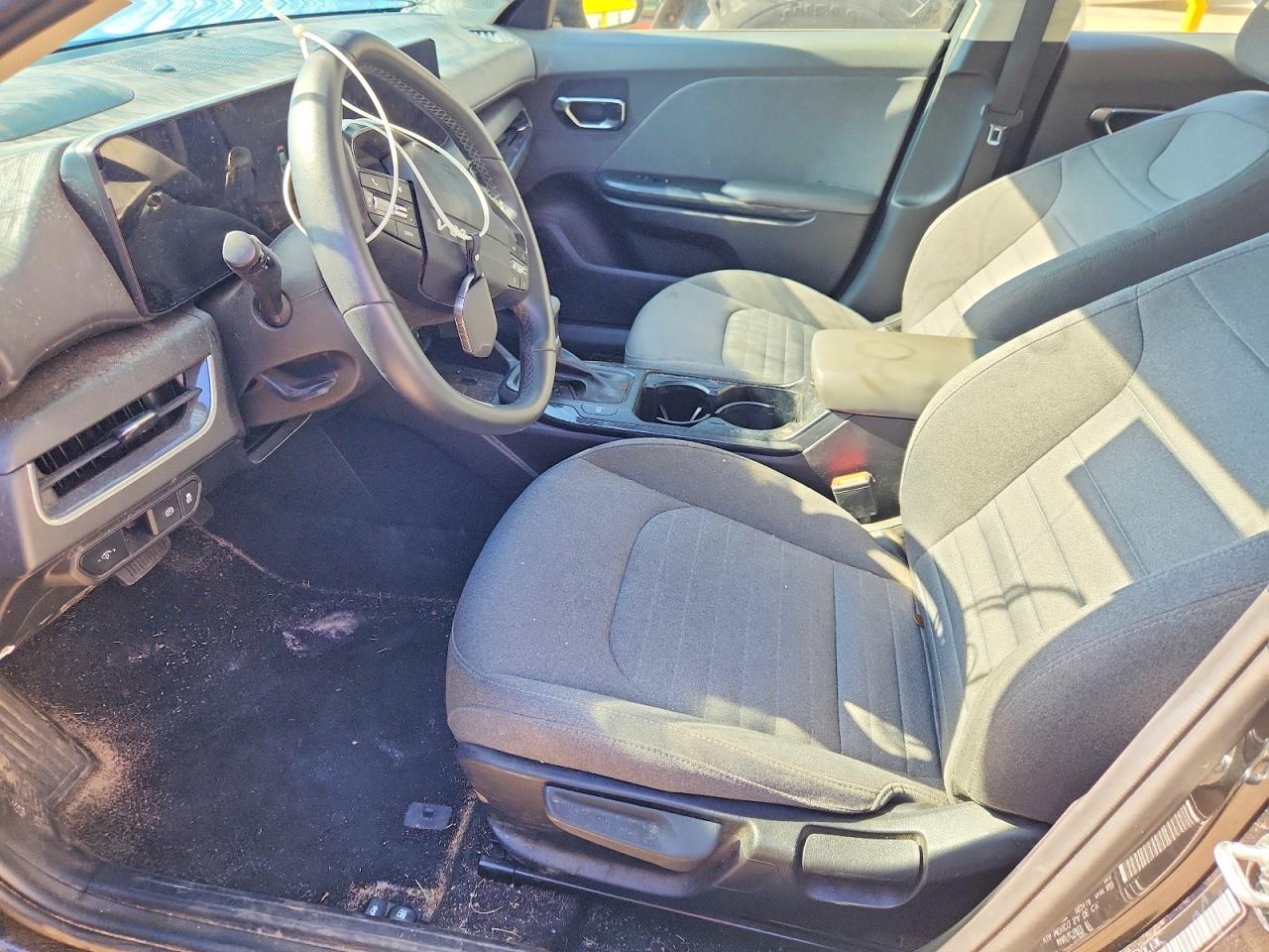 2025 KIA K4 EX photo 7