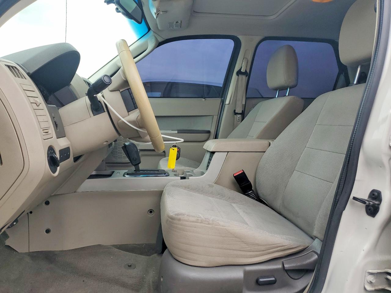 2012 FORD ESCAPE XLT photo 7