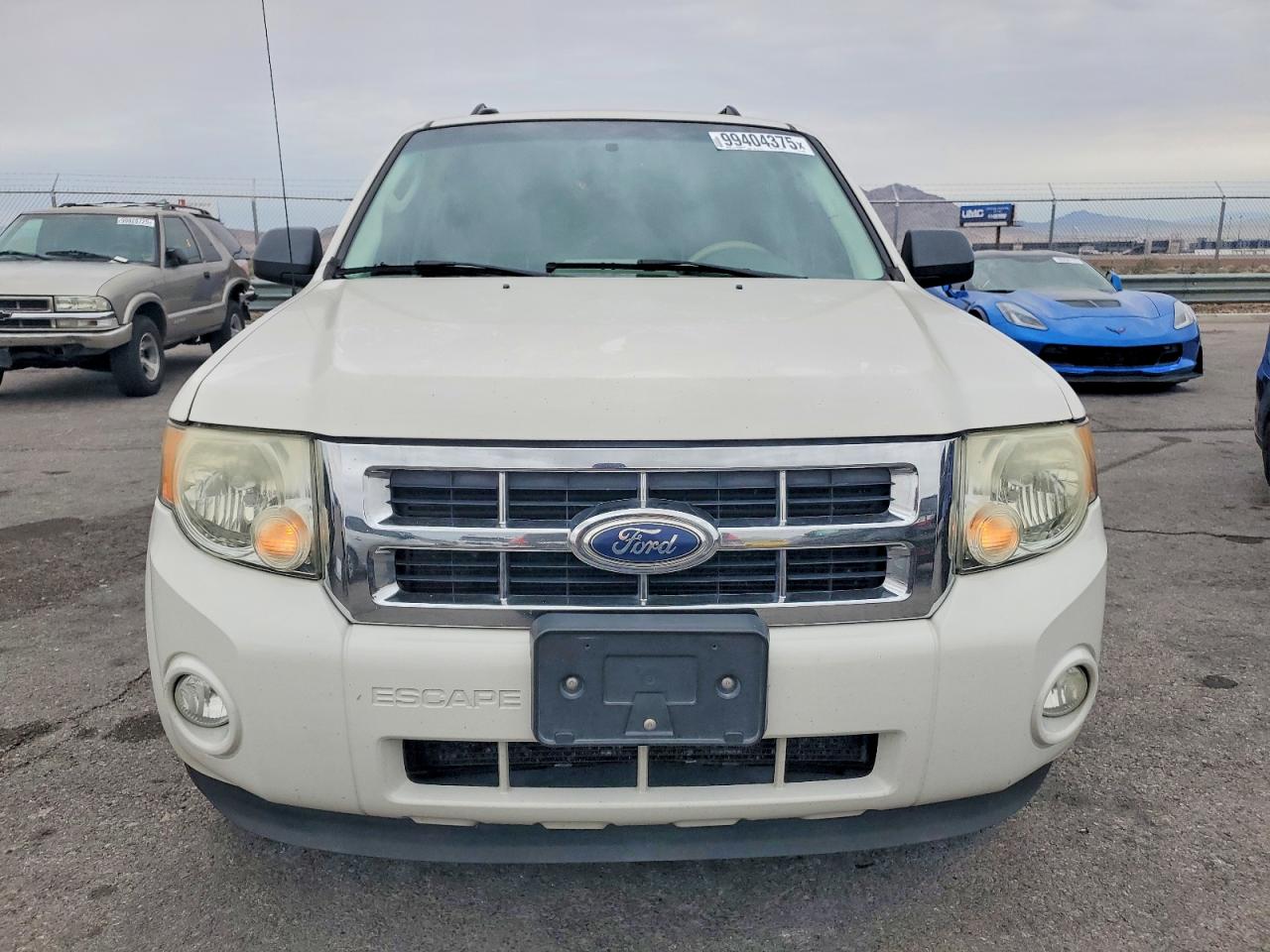 2012 FORD ESCAPE XLT photo 5
