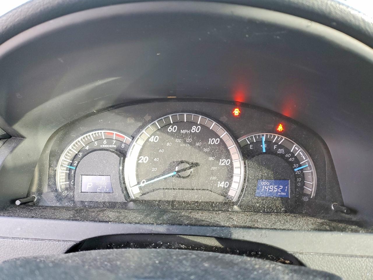 2014 TOYOTA CAMRY L photo 17