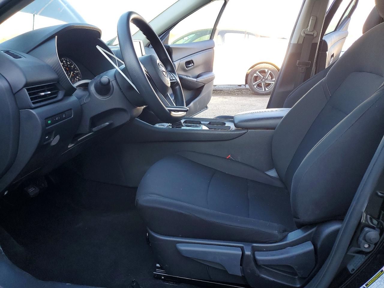 2025 NISSAN SENTRA S photo 7