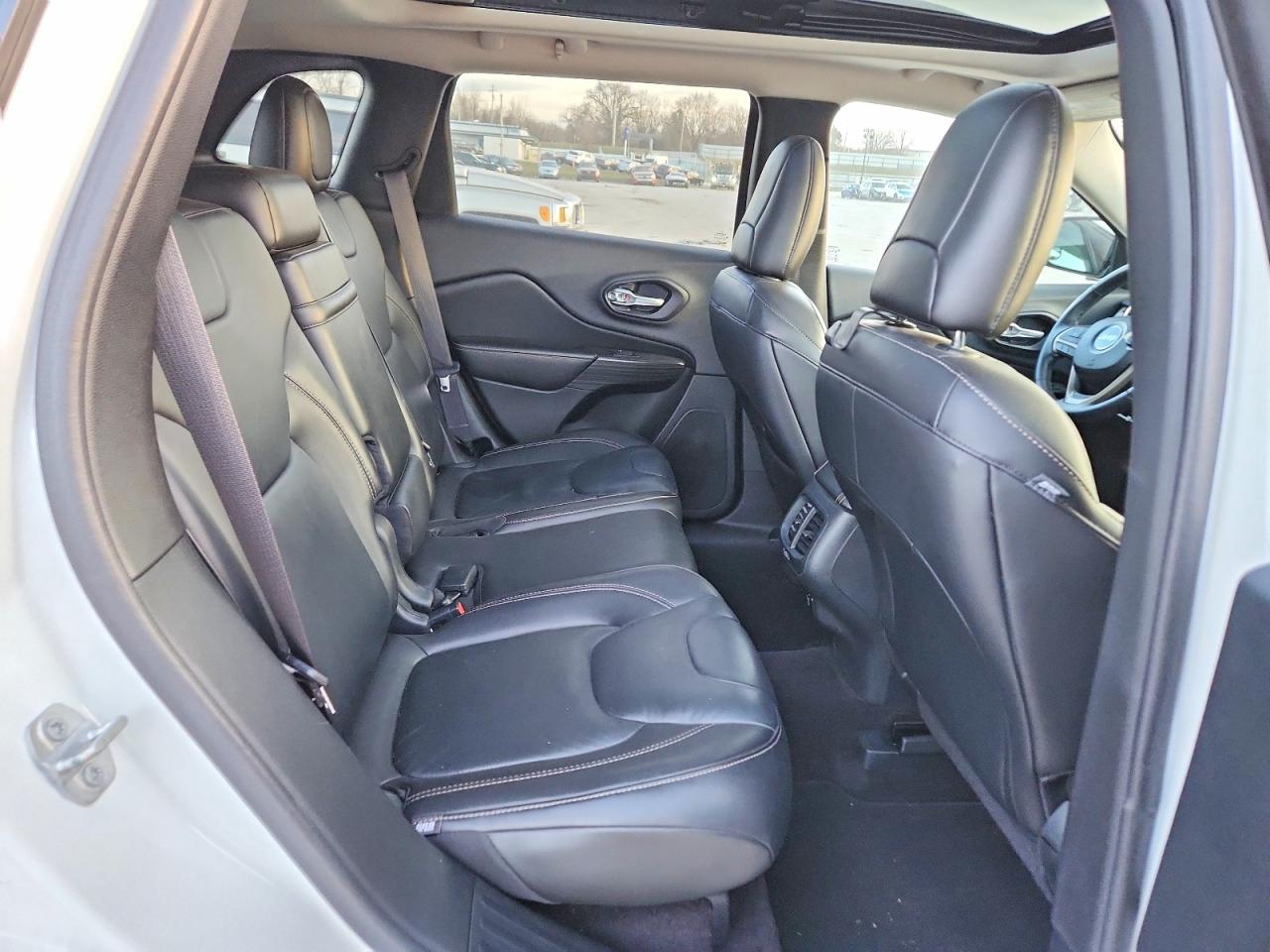 2016 JEEP CHEROKEE LIMITED photo 21