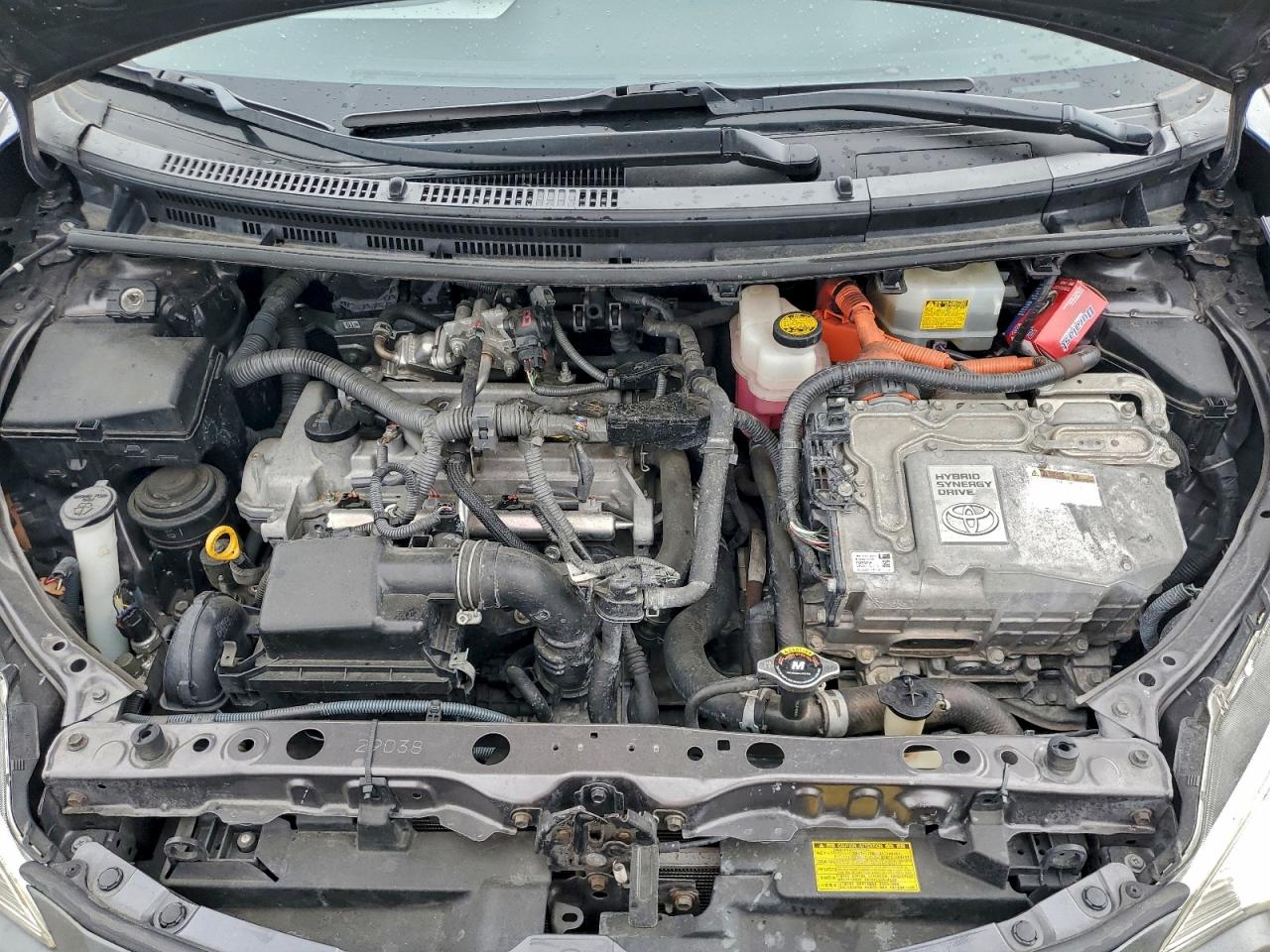 2012 TOYOTA PRIUS C photo 41