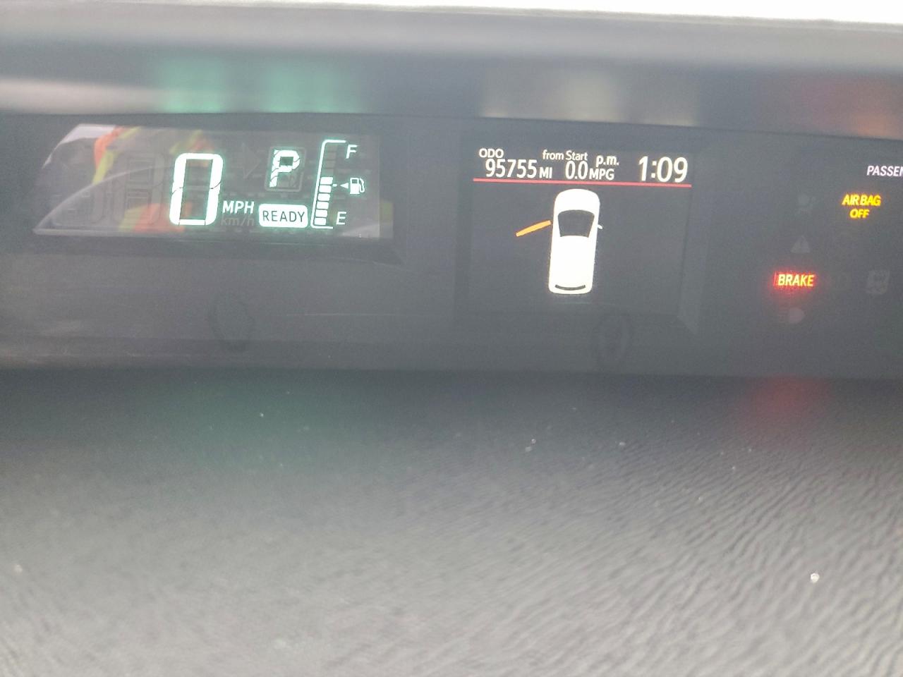 2012 TOYOTA PRIUS C photo 33