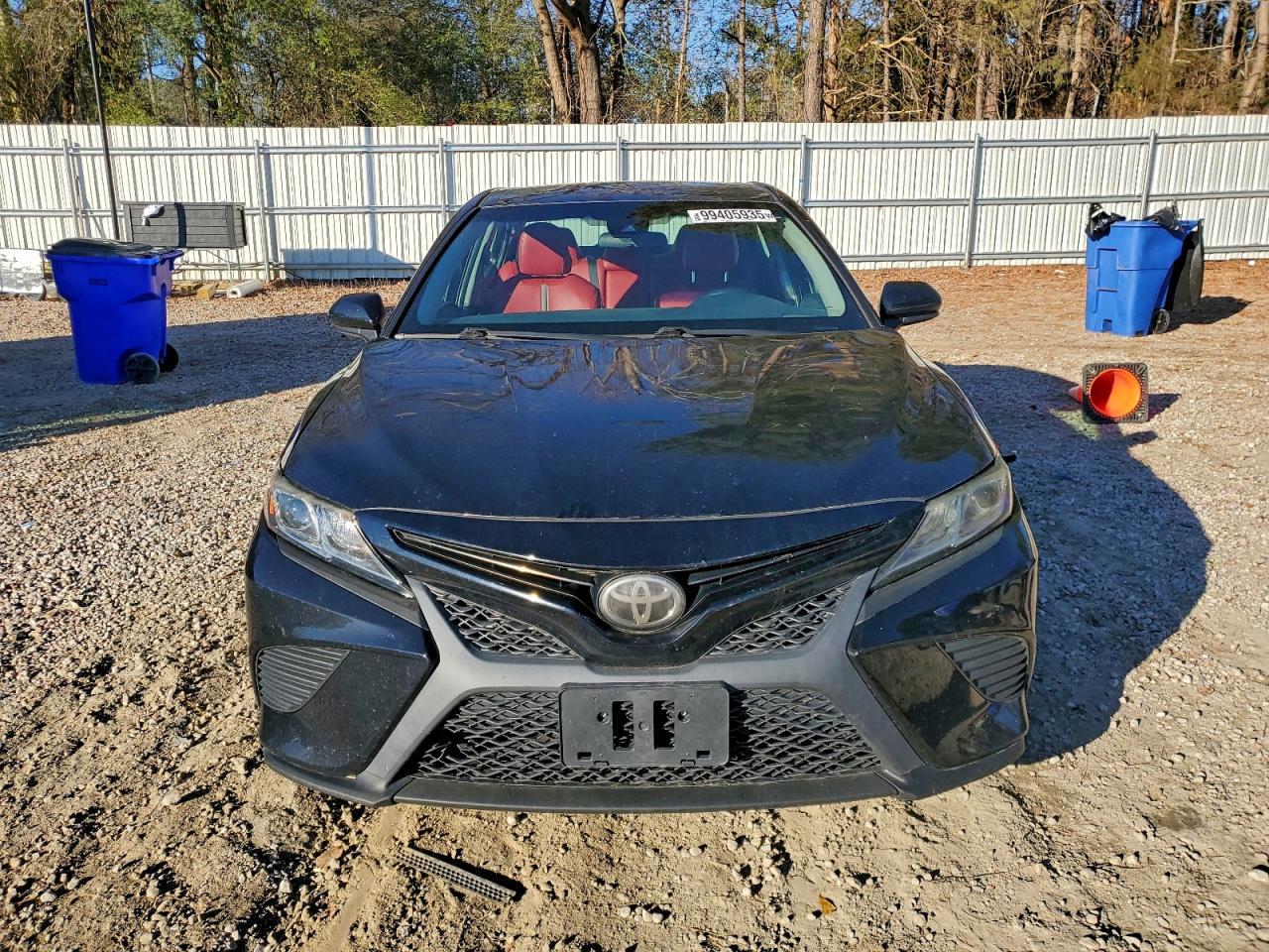 2018 TOYOTA CAMRY L photo 9
