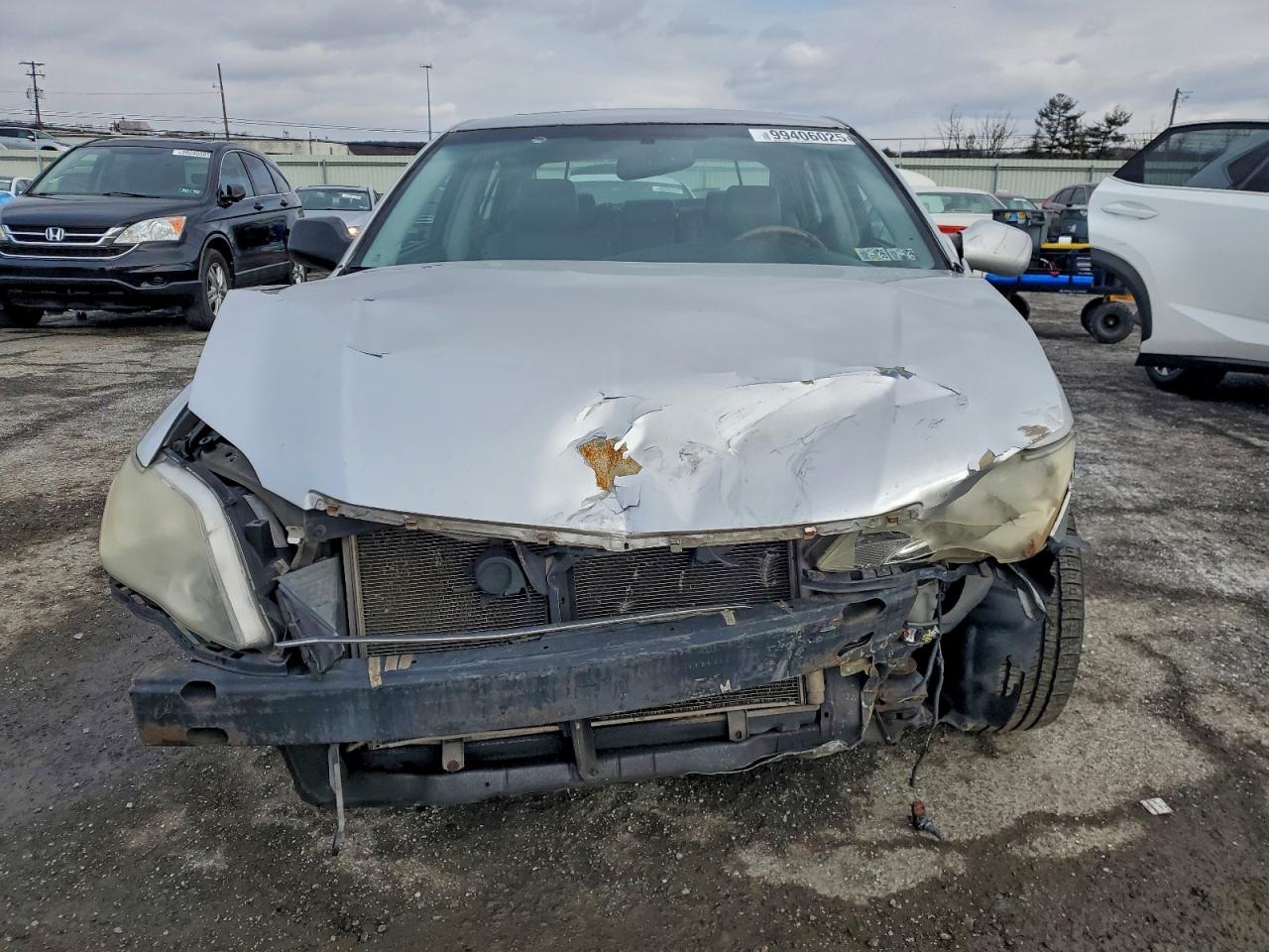 2005 TOYOTA AVALON XL photo 9