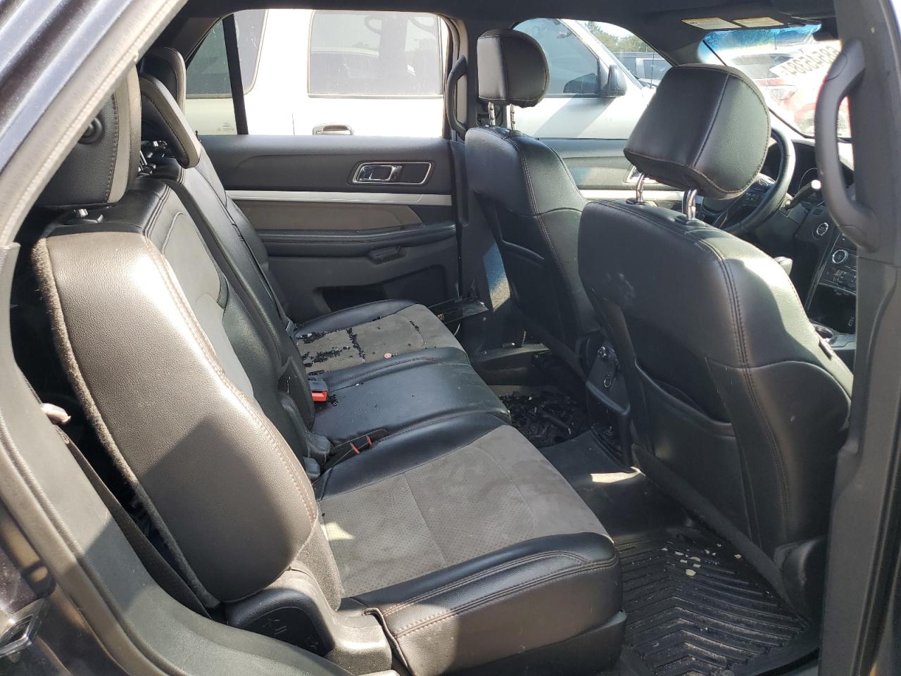 2017 FORD EXPLORER XLT photo 11