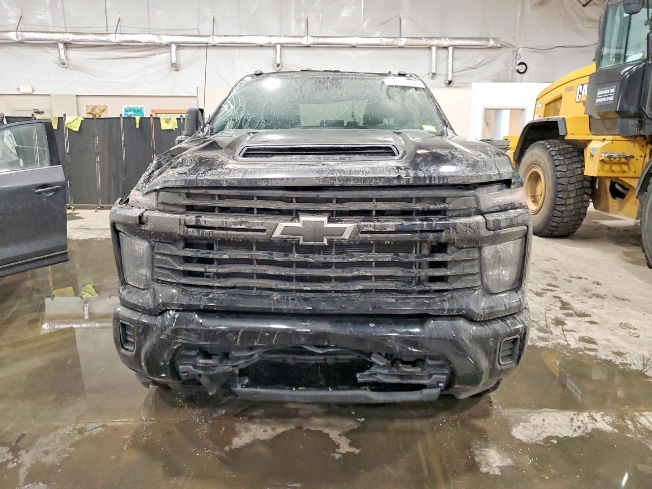 2025 CHEVROLET SILVERADO K2500 CUSTOM photo 5