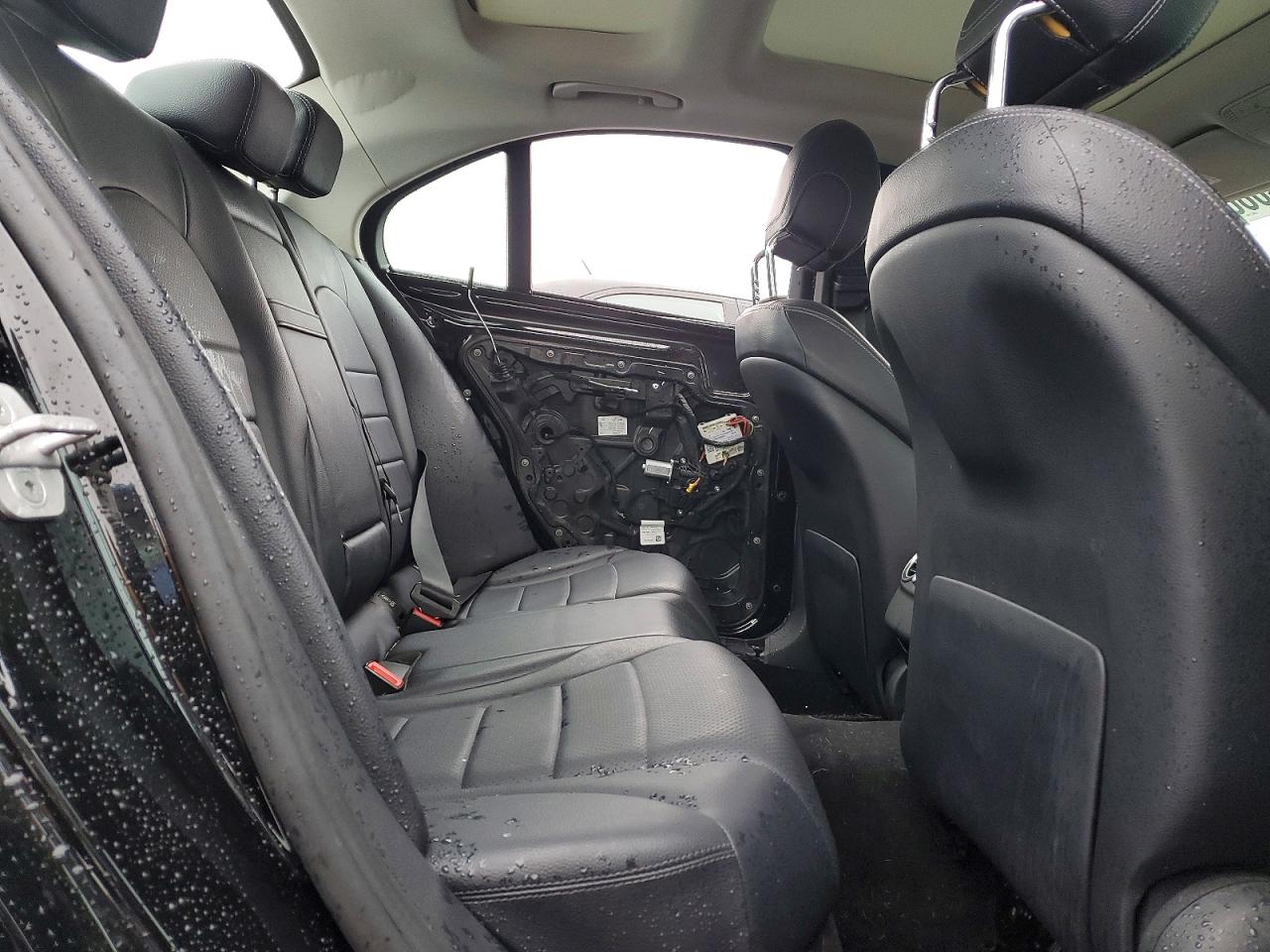 2015 MERCEDES-BENZ C 300 4MATIC photo 19