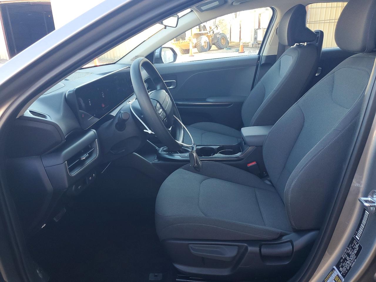 2025 KIA K4 LX photo 7