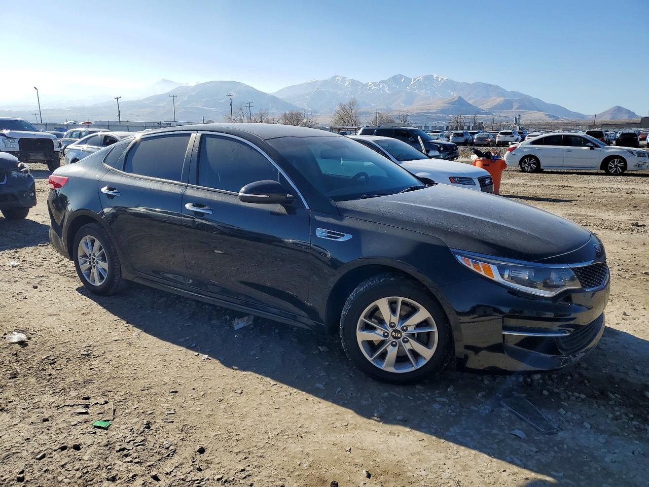 2016 KIA OPTIMA LX photo 4