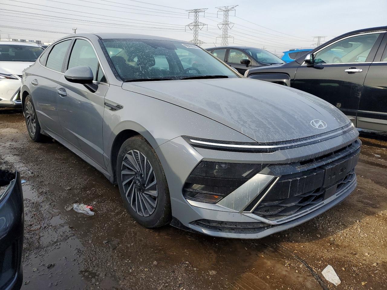 2024 HYUNDAI SONATA HYBRID photo 4