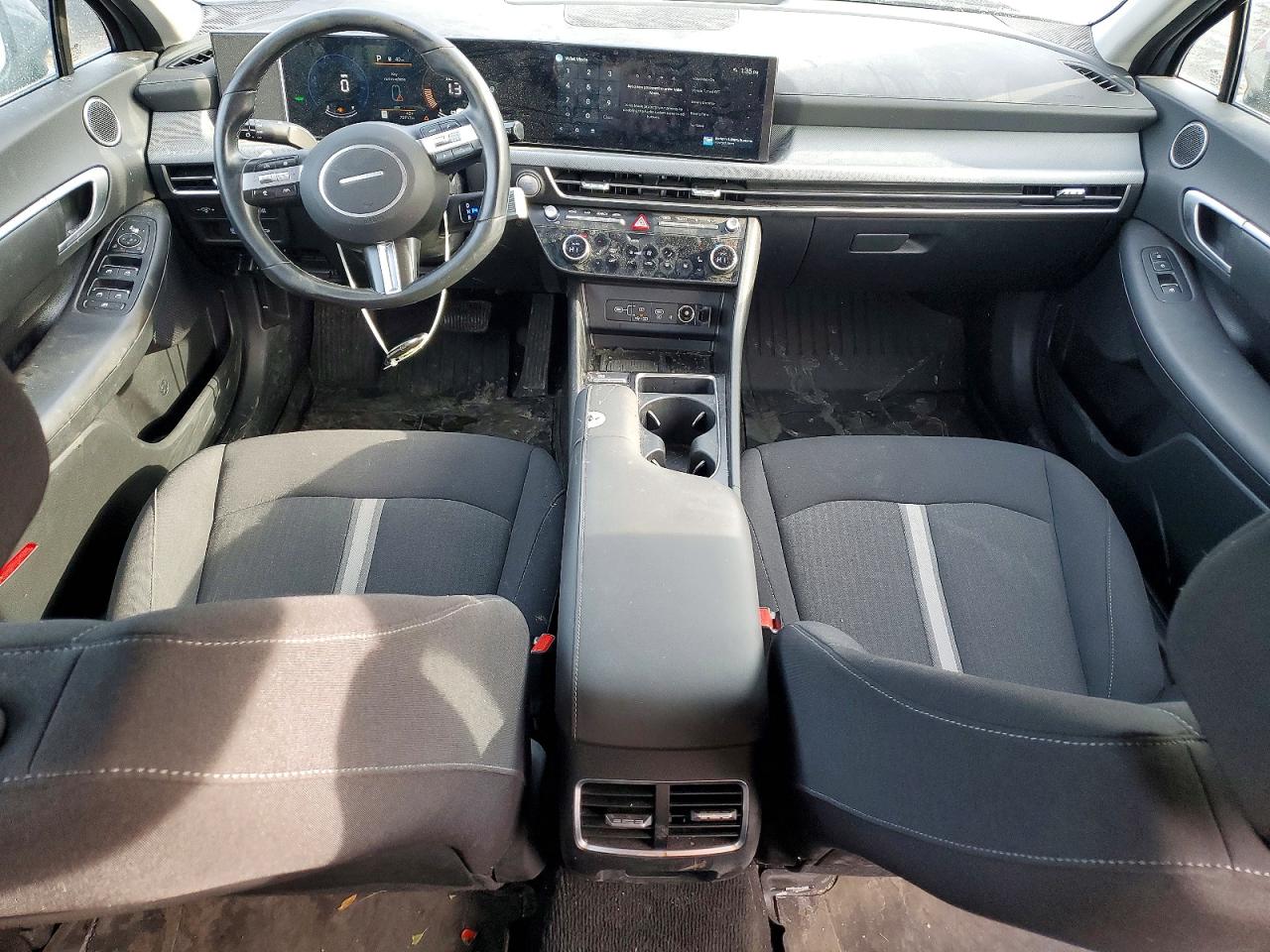2024 HYUNDAI SONATA HYBRID photo 8