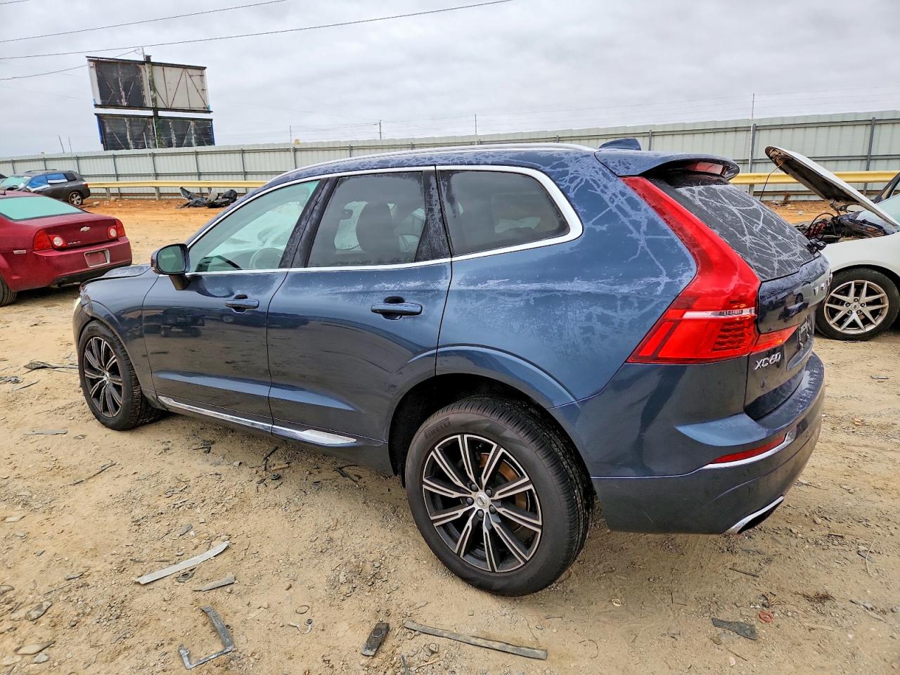 2020 VOLVO XC60 T5 INSCRIPTION photo 2