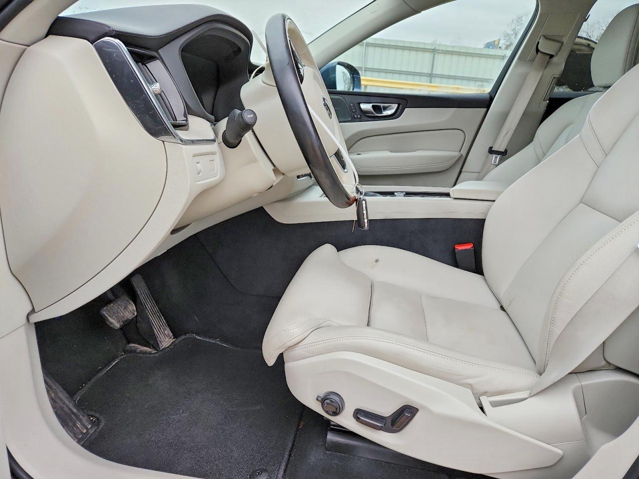 2020 VOLVO XC60 T5 INSCRIPTION photo 7