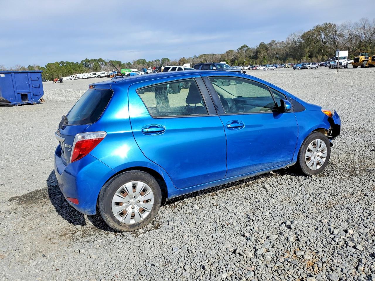 2014 TOYOTA YARIS photo 3