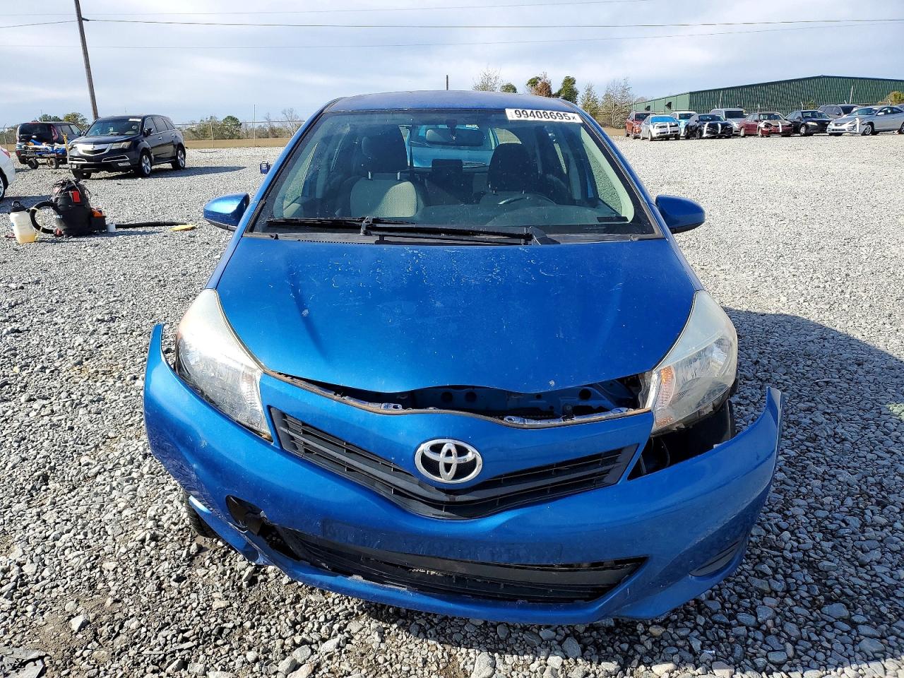 2014 TOYOTA YARIS photo 5
