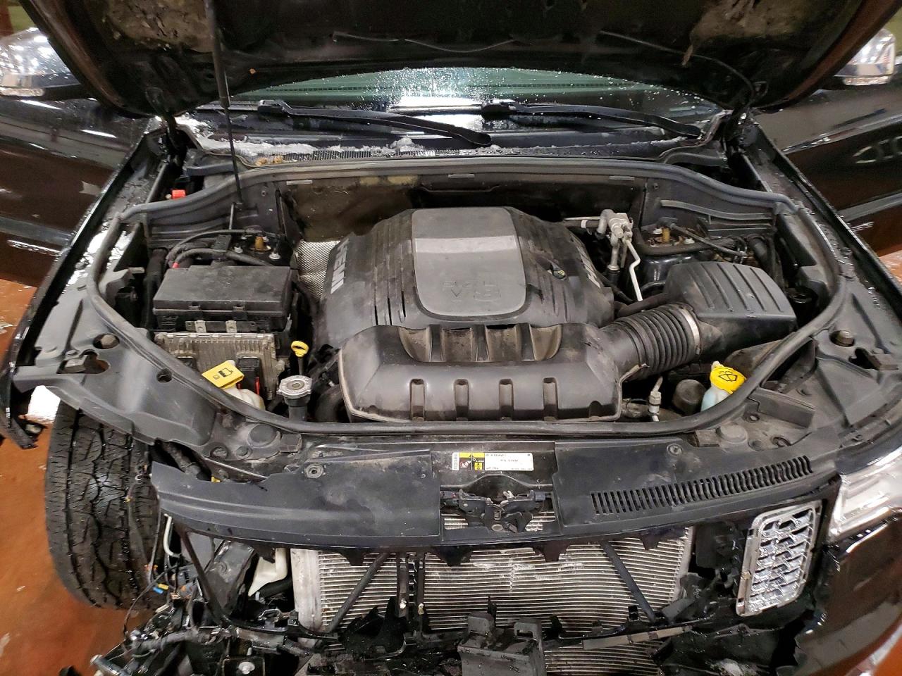 2019 JEEP GRAND CHEROKEE OVERLAND photo 12