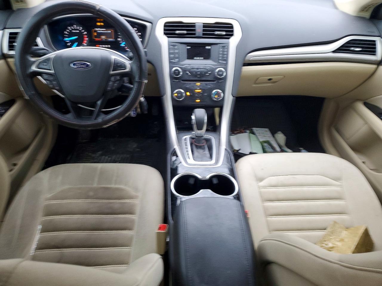 2015 FORD FUSION SE photo 8