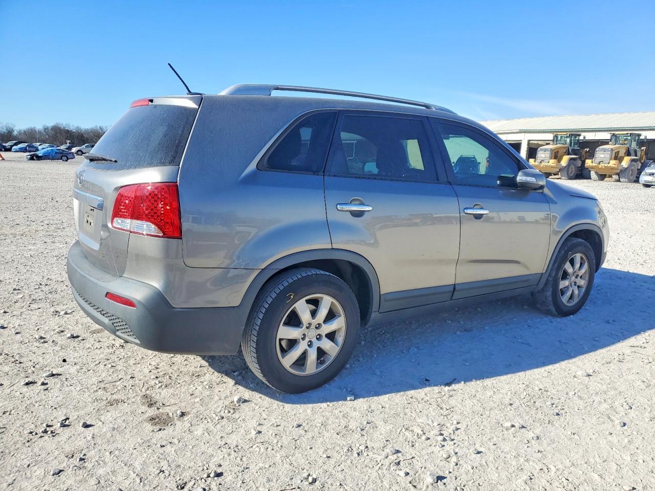 2013 KIA SORENTO LX photo 3