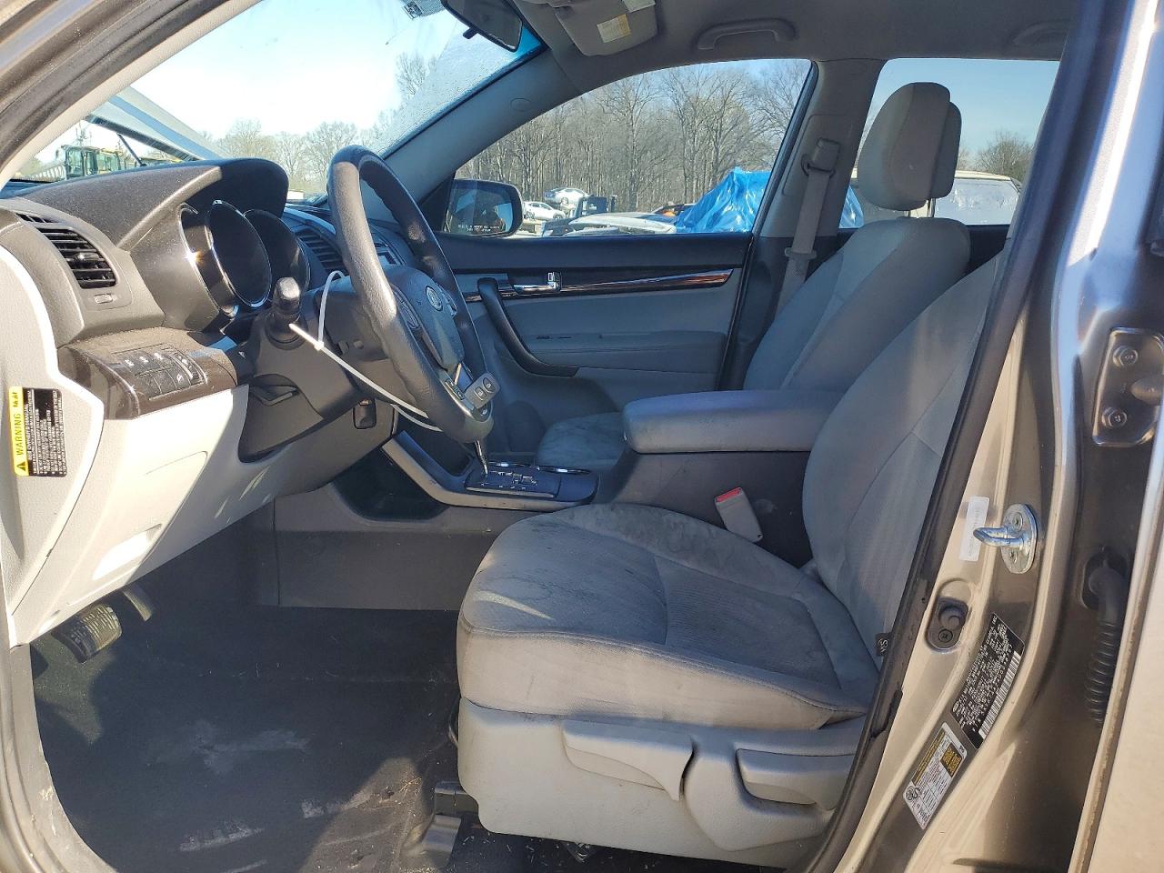 2013 KIA SORENTO LX photo 7