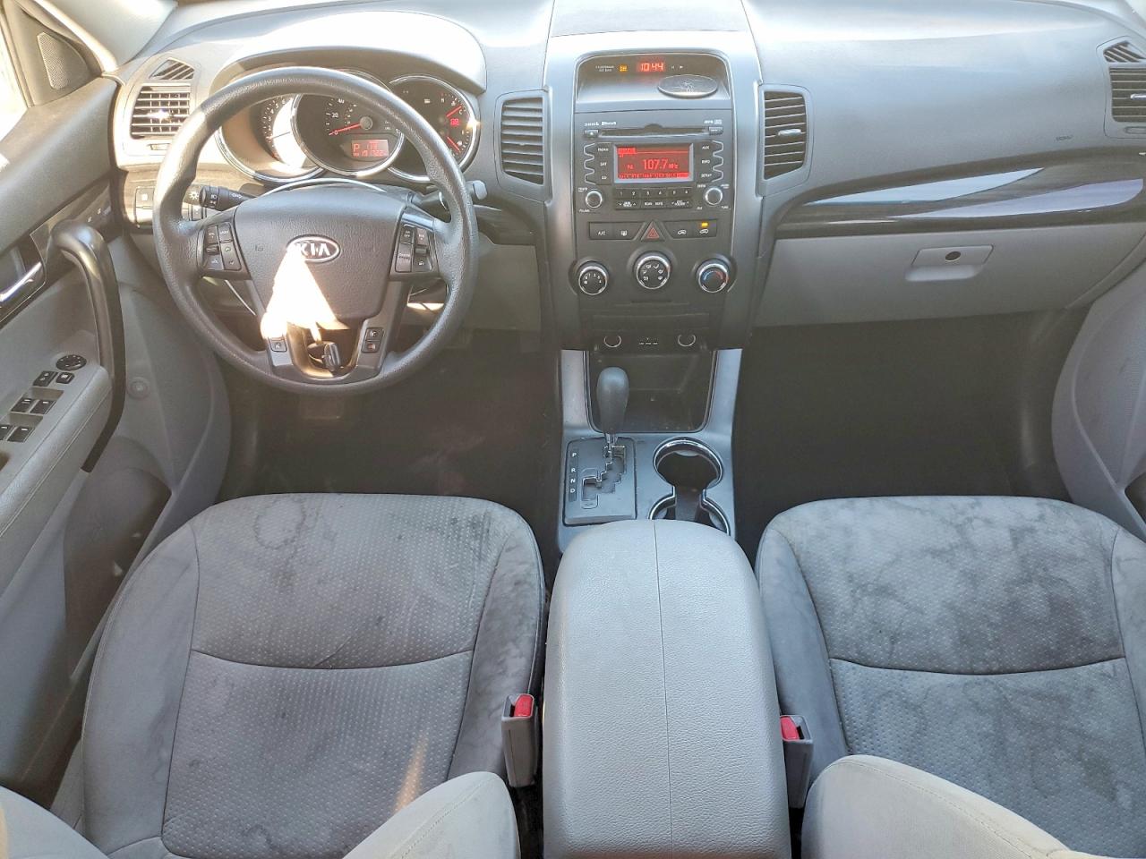 2013 KIA SORENTO LX photo 8