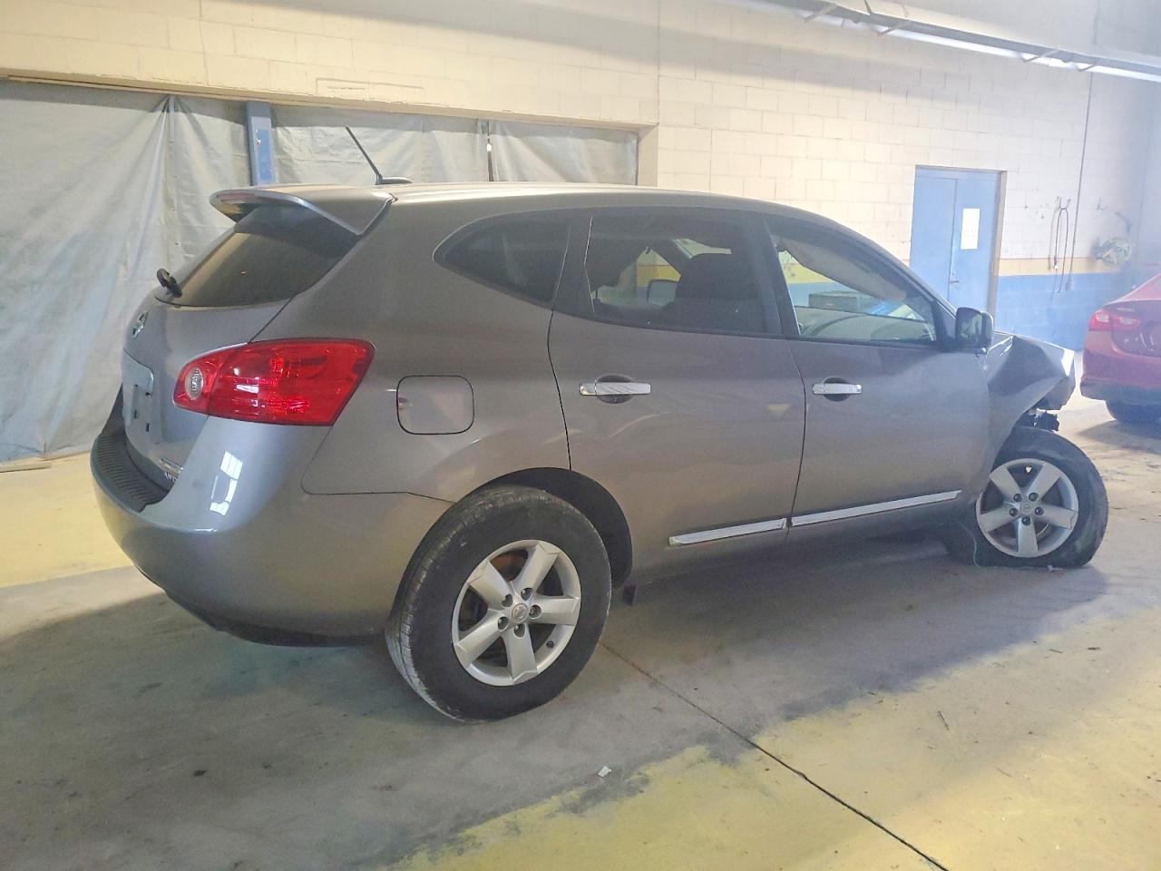 2013 NISSAN ROGUE S photo 3