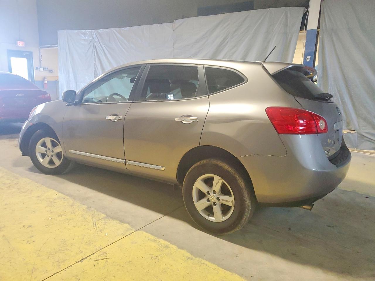 2013 NISSAN ROGUE S photo 2