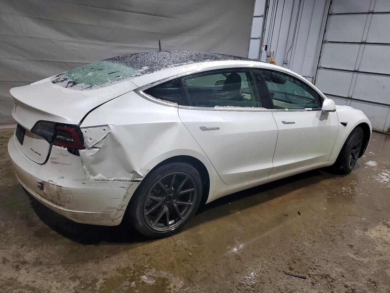 2019 TESLA MODEL 3 photo 3