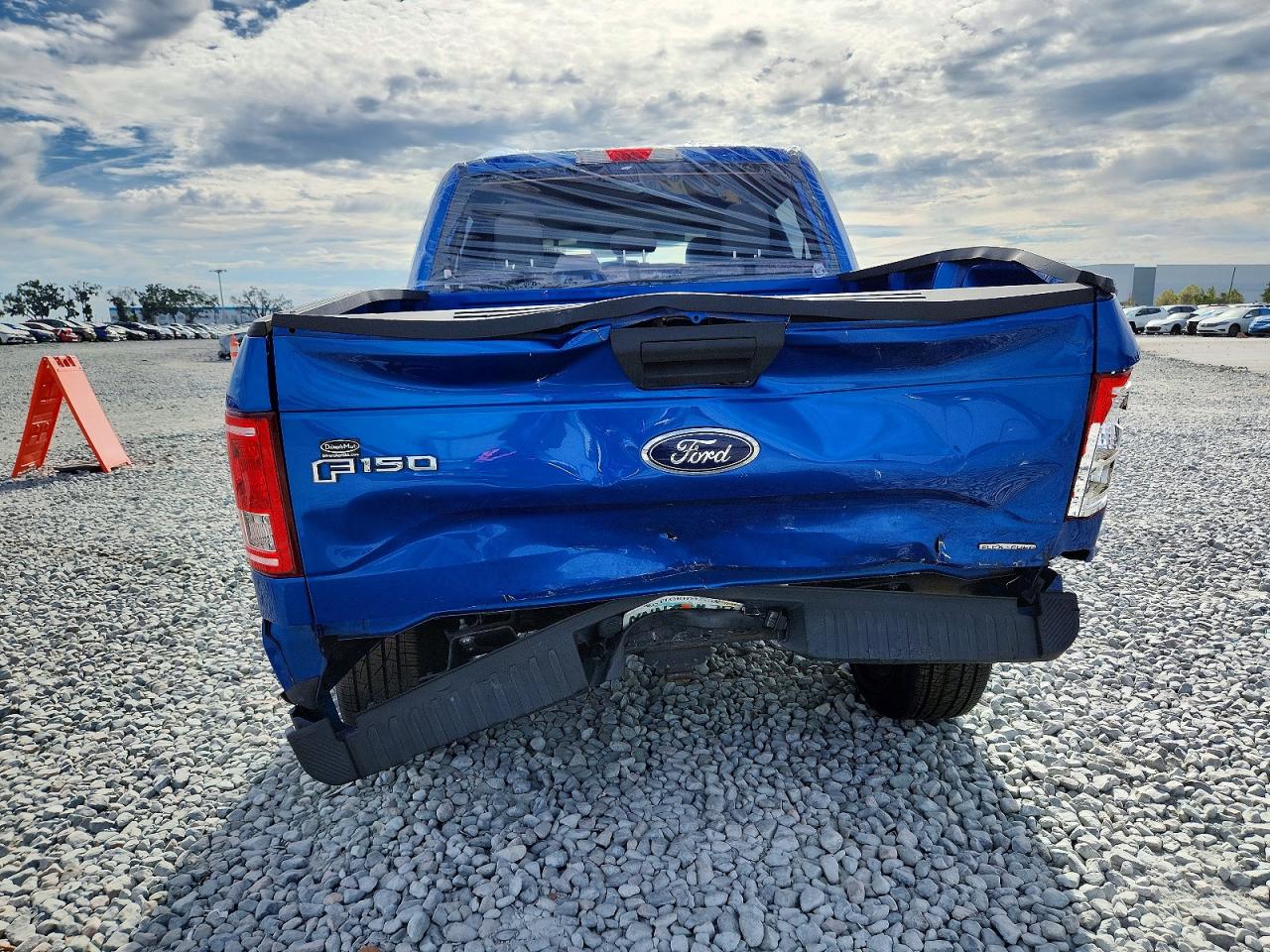 2015 FORD F150 SUPERCREW photo 6
