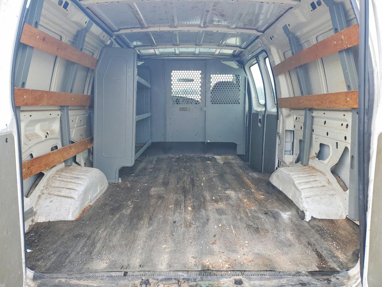 2008 FORD E250 DELIVERY VAN photo 10