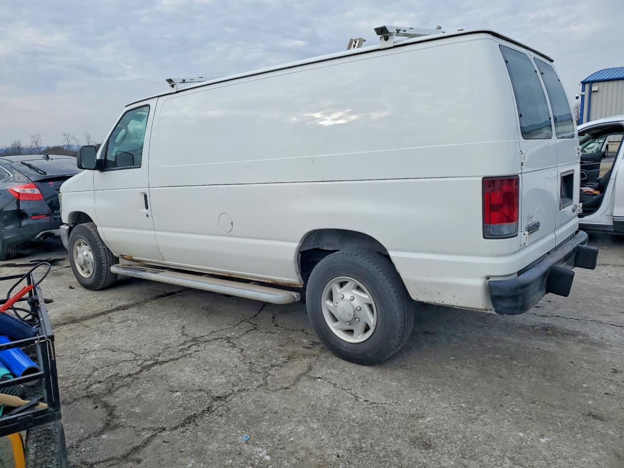 2008 FORD E250 DELIVERY VAN photo 2