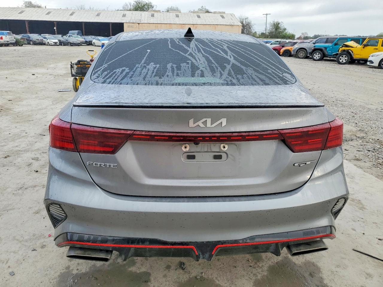 2023 KIA FORTE GT photo 6