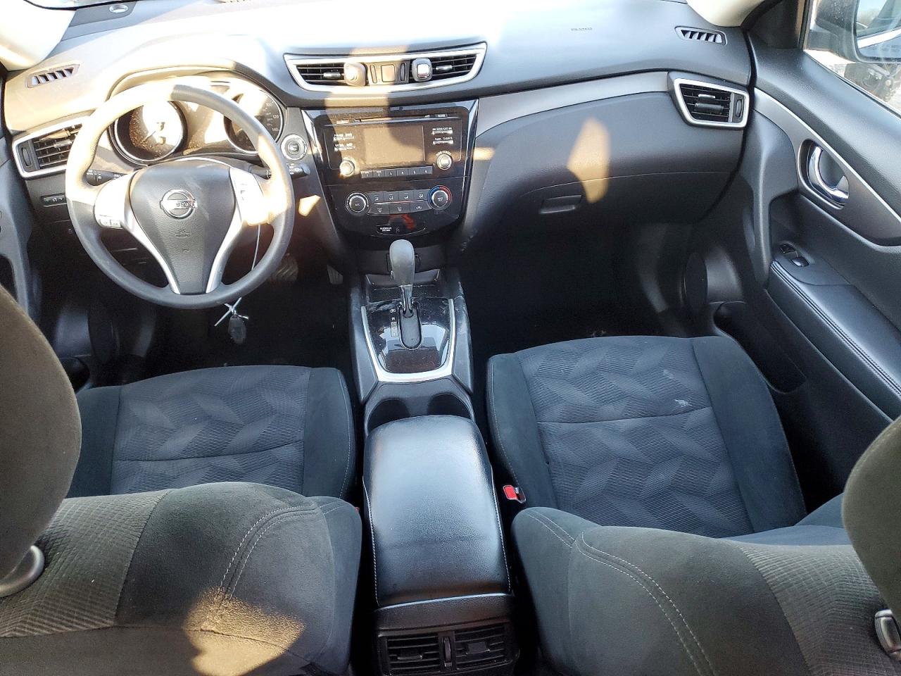 2016 NISSAN ROGUE S photo 8