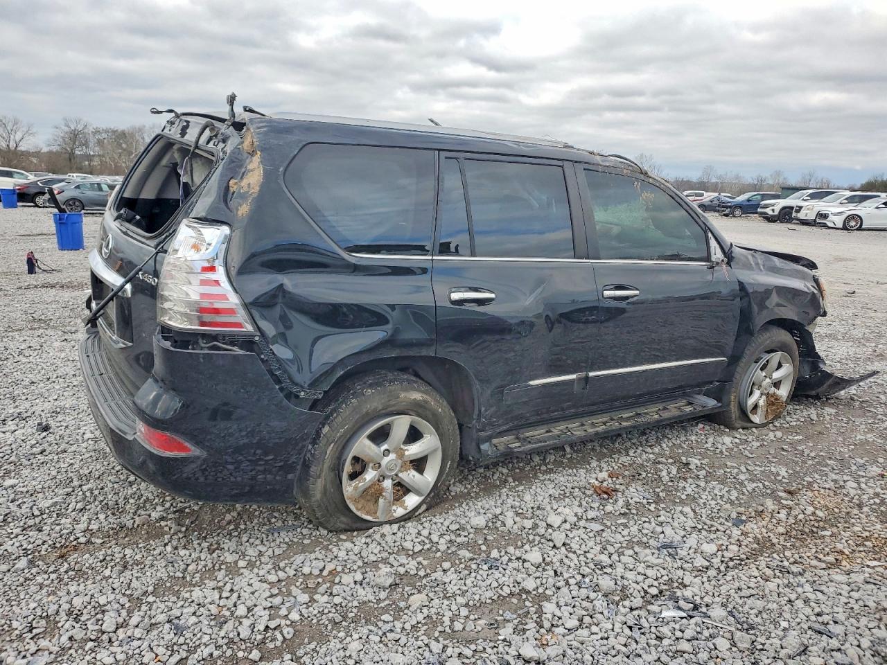 2015 LEXUS GX 460 photo 3