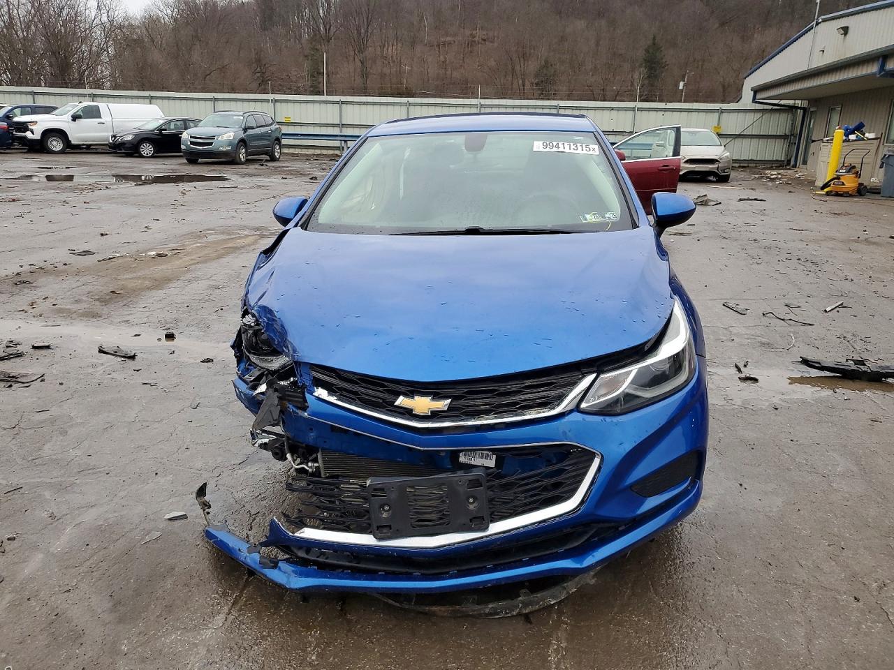 2017 CHEVROLET CRUZE LT photo 5