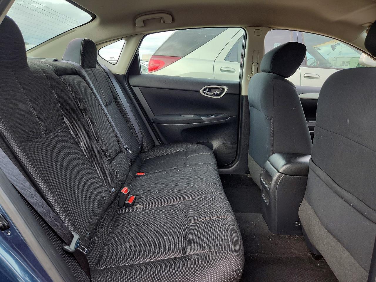 2013 NISSAN SENTRA S photo 10