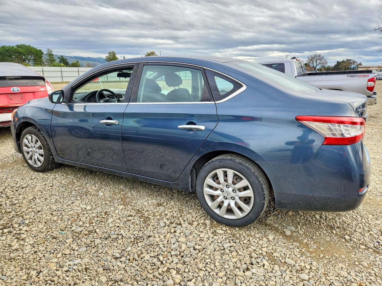 2013 NISSAN SENTRA S photo 2