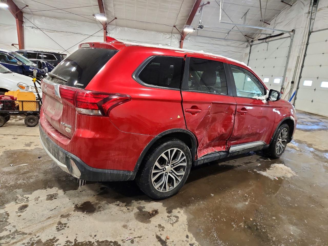 2018 MITSUBISHI OUTLANDER SE photo 3