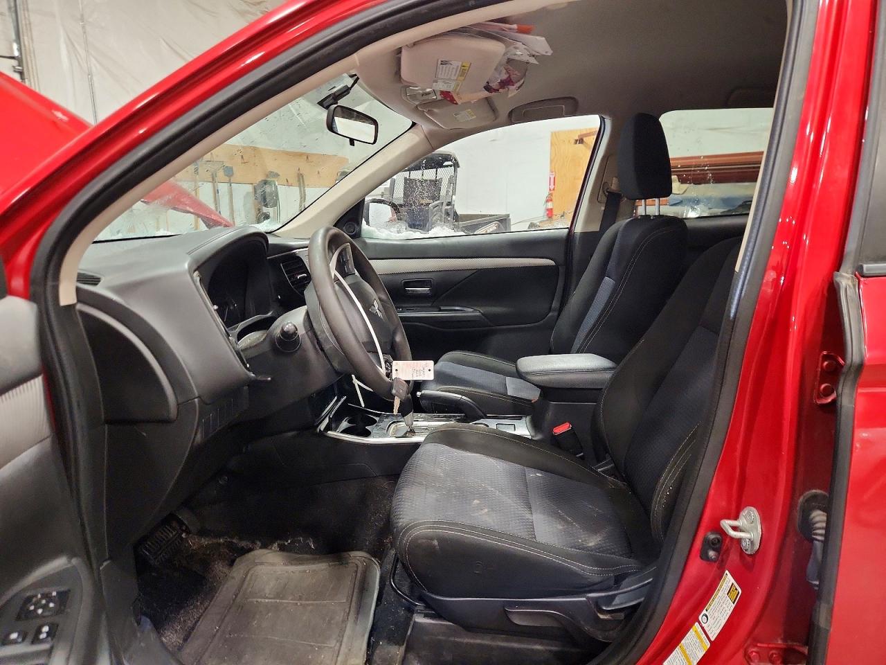 2018 MITSUBISHI OUTLANDER SE photo 7