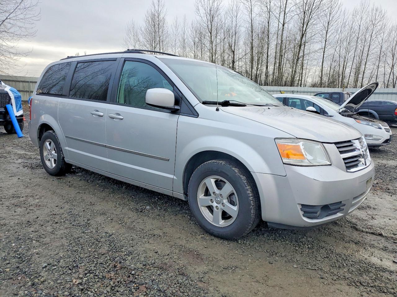 2010 DODGE GRAND CARAVAN SXT photo 4