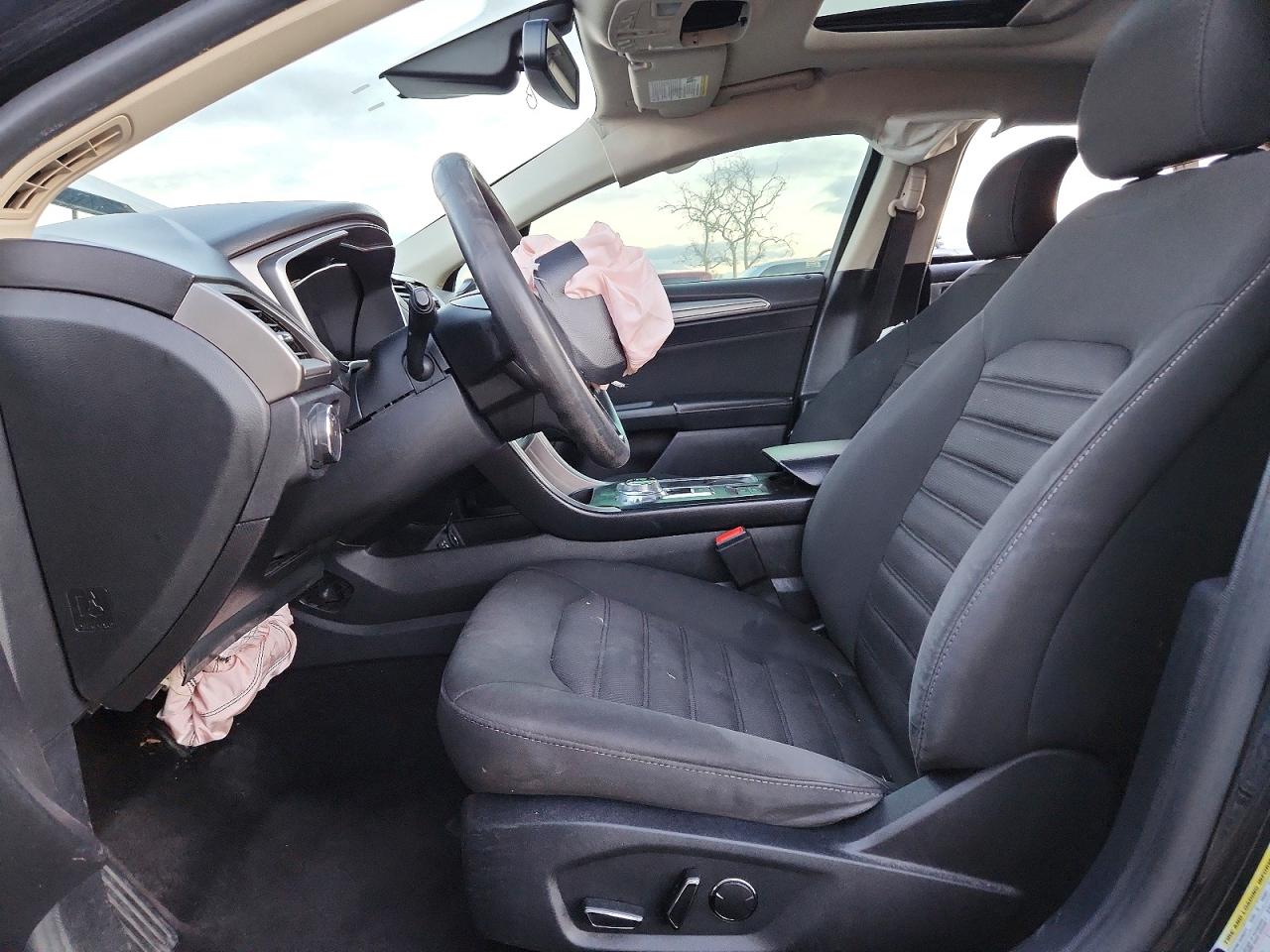 2019 FORD FUSION SE photo 13